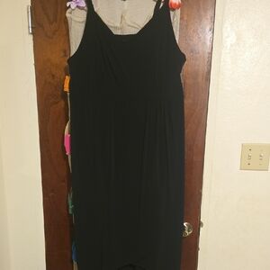 torrid Black Sleeveless V-Neck Maxi Dress